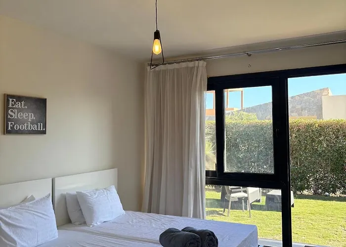 Villa Luxury 2 Bedroom With Garden - Baywest - Somabay