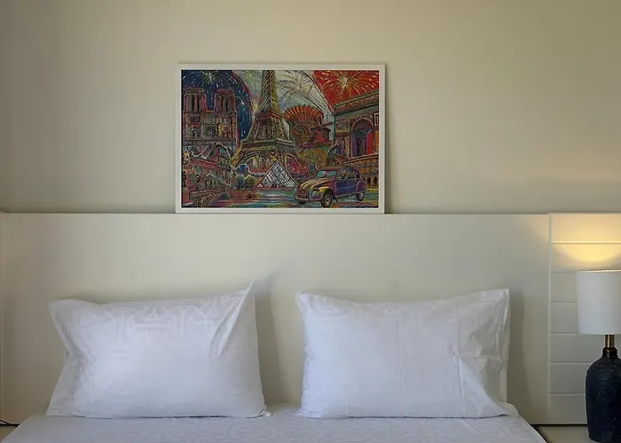 Luxury 2 Bedroom With Garden - Baywest - Somabay *