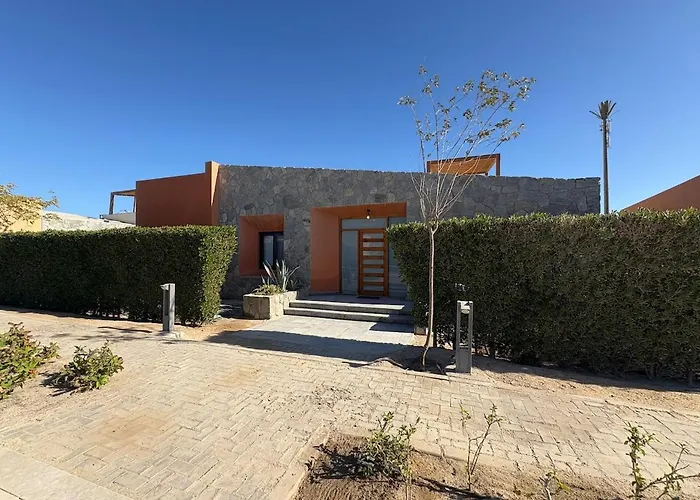 Luxury 2 Bedroom With Garden - Baywest - Somabay Villa *