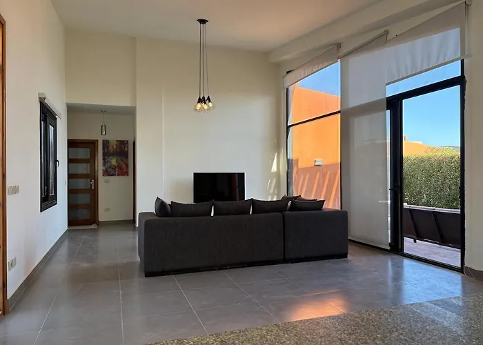 Luxury 2 Bedroom With Garden - Baywest - Somabay Villa