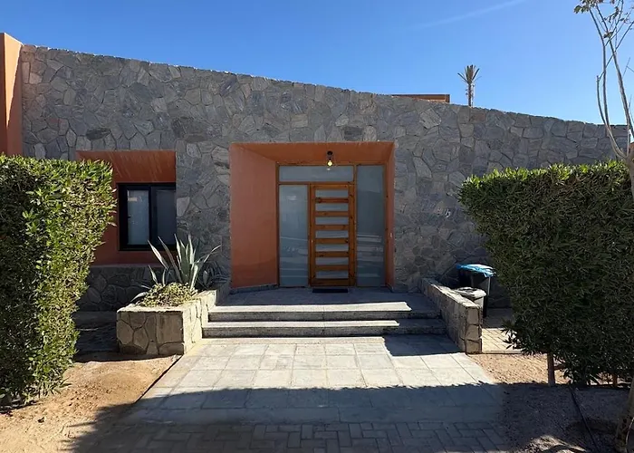 Villa Luxury 2 Bedroom With Garden - Baywest - Somabay